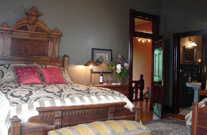 Bed and Breakfast Whiskey Mansion Saint Joseph Habitación foto